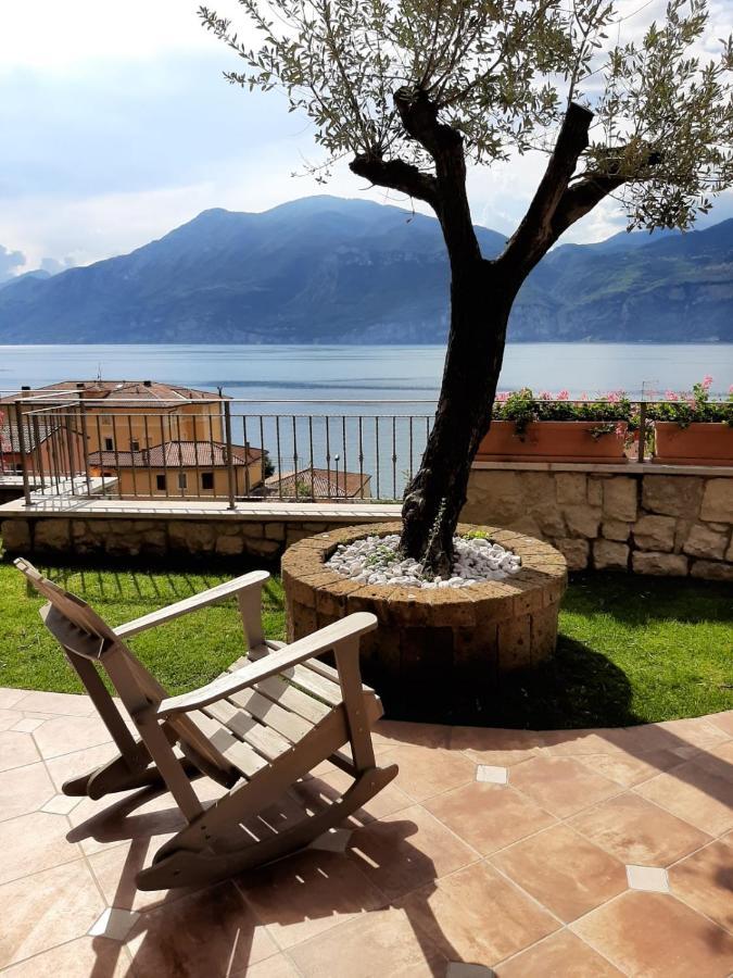 Bmp Apartment Deluxe 1 Jacuzzi Riscaldata Privata Vista Lago Di Garda برنزوني سول جاردا المظهر الخارجي الصورة