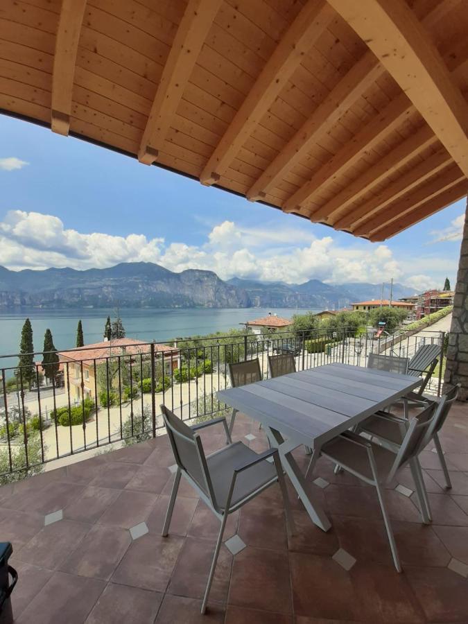 Bmp Apartment Deluxe 1 Jacuzzi Riscaldata Privata Vista Lago Di Garda برنزوني سول جاردا المظهر الخارجي الصورة